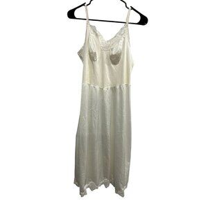 Vintage Warners White Lace Trim Full Slip Size 38 Nylon Blend Womens Lingerie